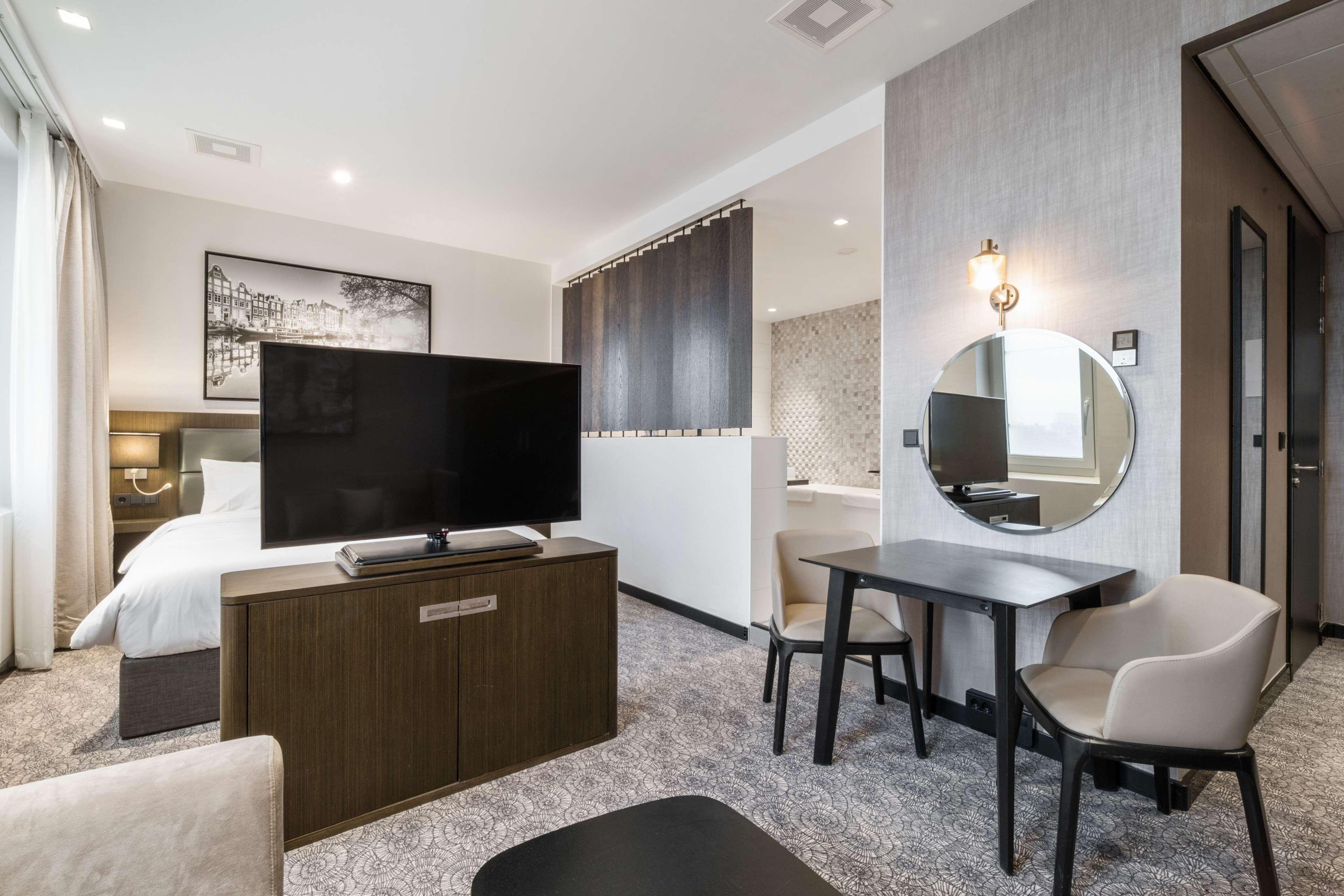 Radisson Hotel And Suites Amsterdam South מראה חיצוני תמונה