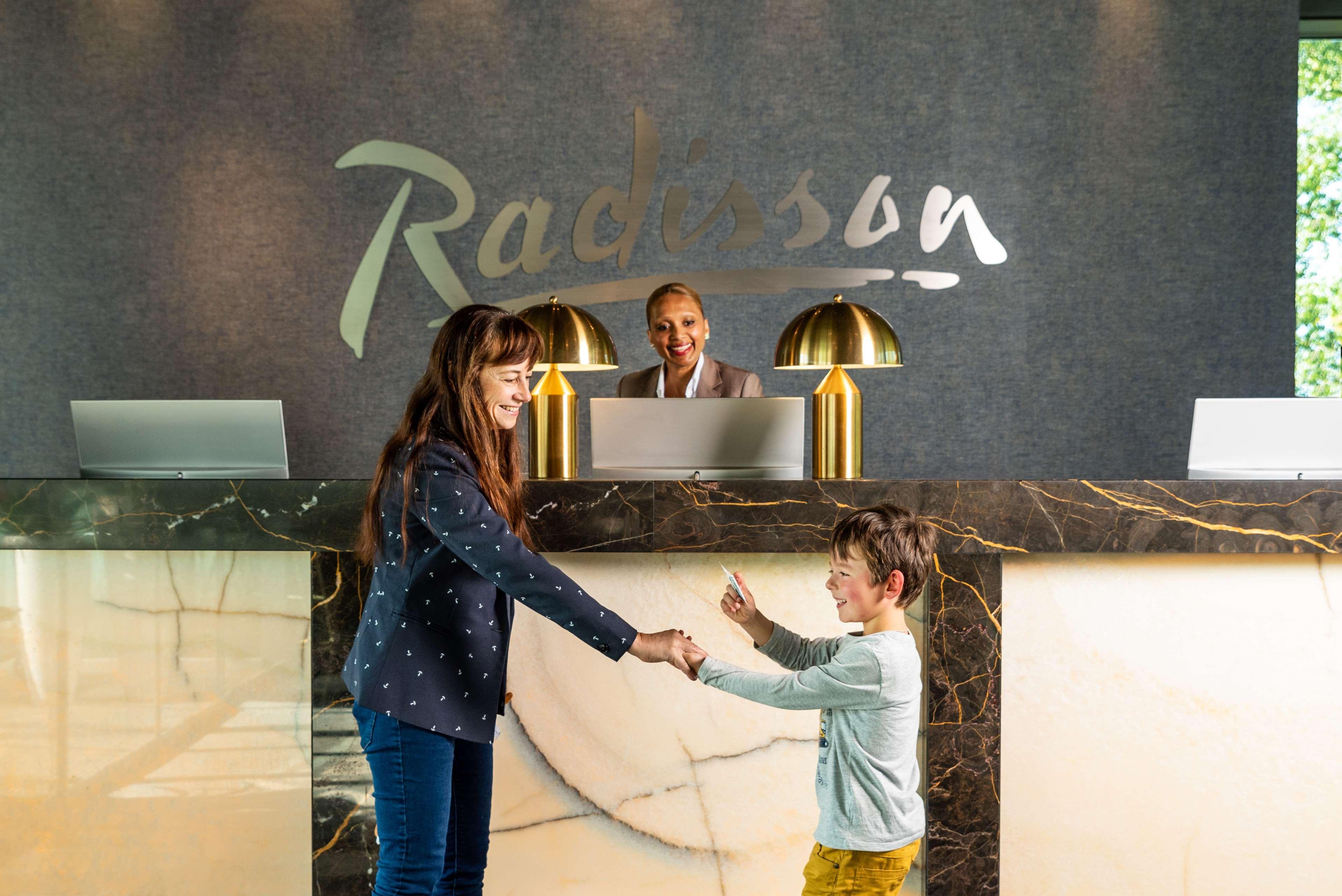Radisson Hotel And Suites Amsterdam South מראה חיצוני תמונה