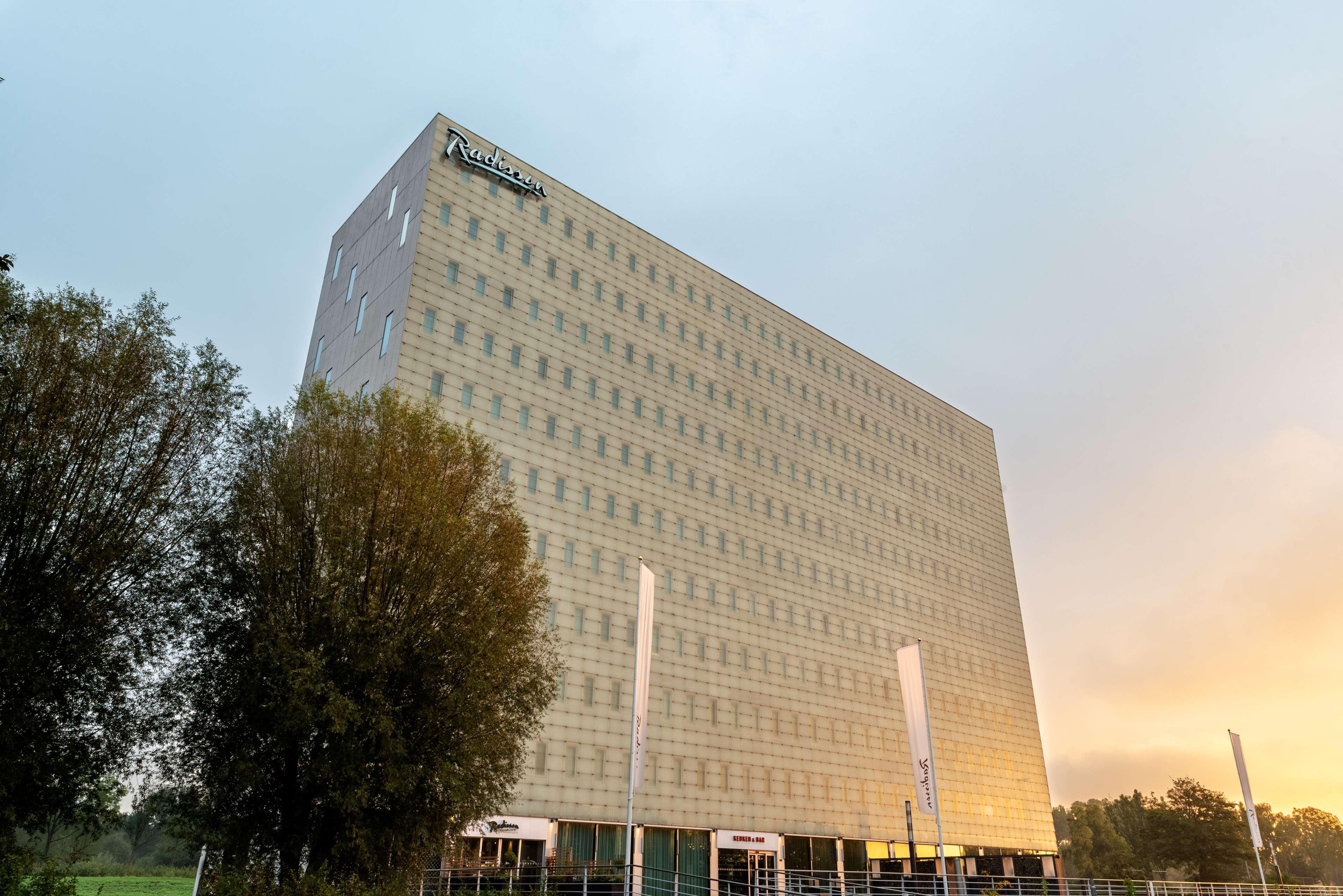 Radisson Hotel And Suites Amsterdam South מראה חיצוני תמונה